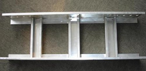 梯式橋架系列 優(yōu)質(zhì)電纜橋架的選擇與應用